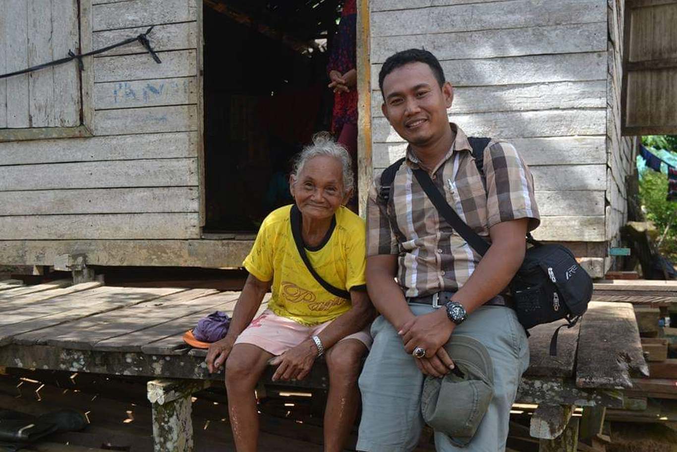 SMART Scholarship makes Bambang’s parents’ dreams come true