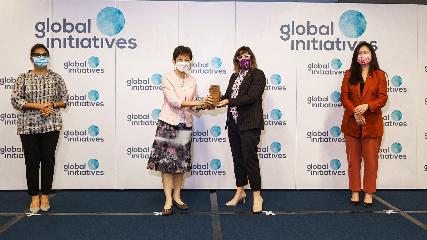 Anita Neville received an award